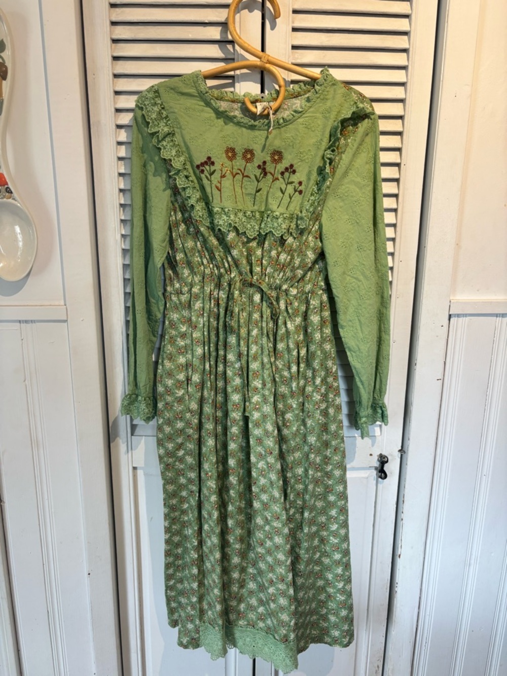 Green Floral Prairie Dress with Lace Trim